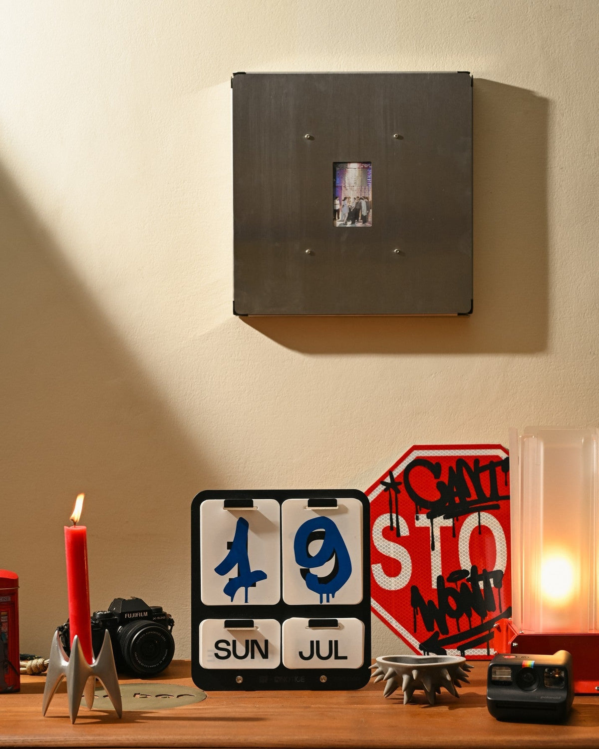 Archival Frame square by Notice