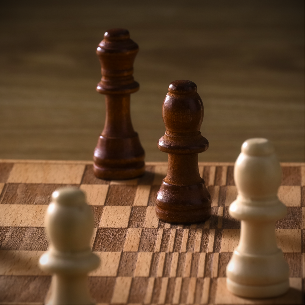 Checkmate Chessboard Hanger Grand by Notice