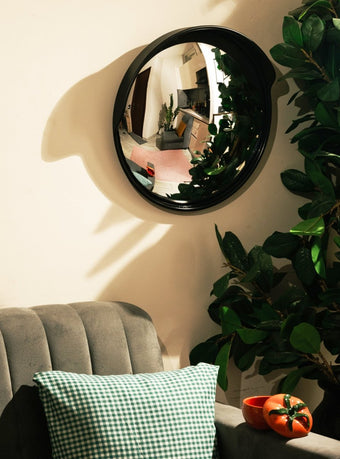 MIRROR SPECTACULAR