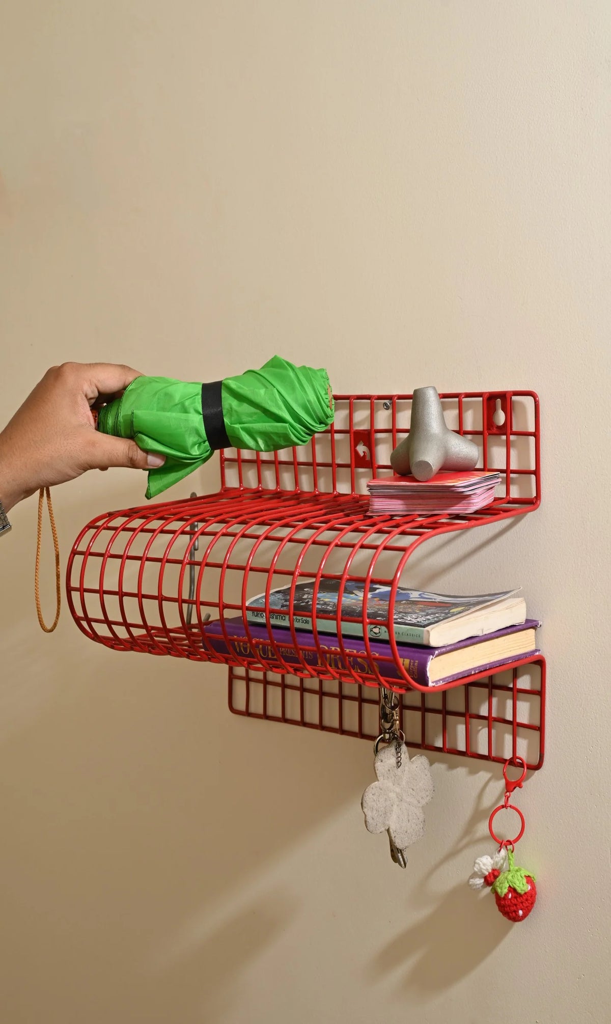 MESH SHELF
