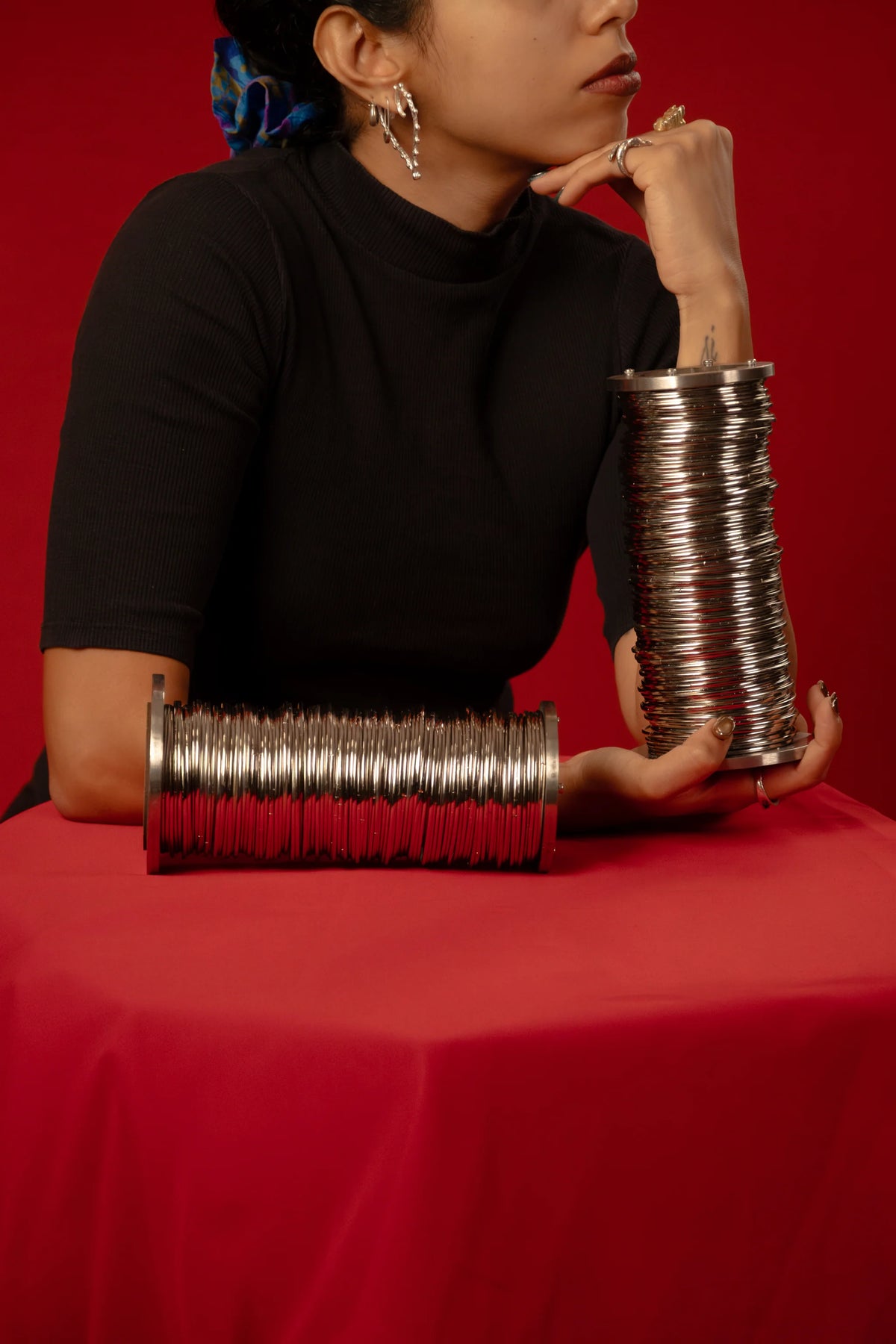 THE BANGLE VASE